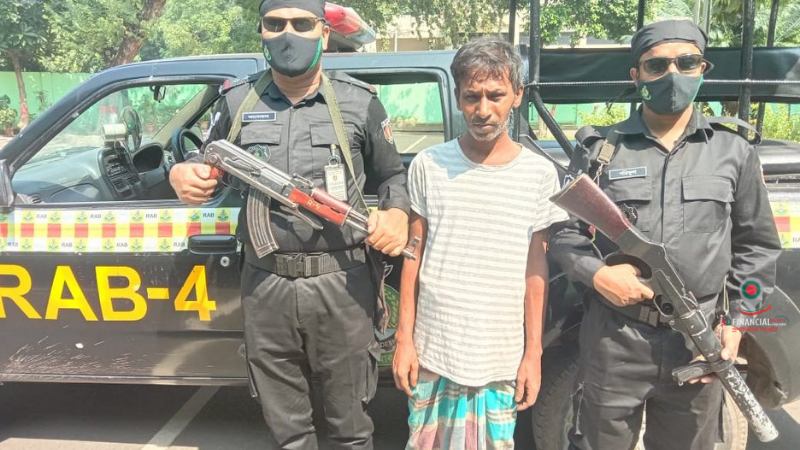 মাদক ব্যবসায়ী’কে গ্রেফতার করেছে র‌্যাব-৪