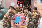 দুর্গম পাহাড় থেকে অসুস্থ নারীকে উদ্ধার করে হাসপাতালে নিলো সেনাবাহিনী
