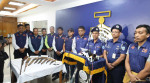 মাইক্রোবাসে ছিল ৮ আগ্নেয়াস্ত্র, চালকসহ গ্রেপ্তার ২