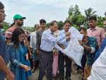 জলাবদ্ধতায় আক্রান্ত কক্সবাজার সদর উপজেলার মধ্যম মুহুরীপাড়া এবং রামু উপজেলার দক্ষিণ মিঠাছড়ি ইউনিয়নের গনি সওদাগড় পাড়াসহ কয়েকটি গ্রাম পরিদর্শন জেলা জেলা প্রশাসকের